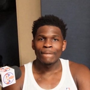 进化！爱德华兹对被包夹态度明显转变：不生气 传球后我们是4打3