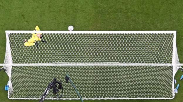 1669469546590018492.jpg 1669469535.jpg